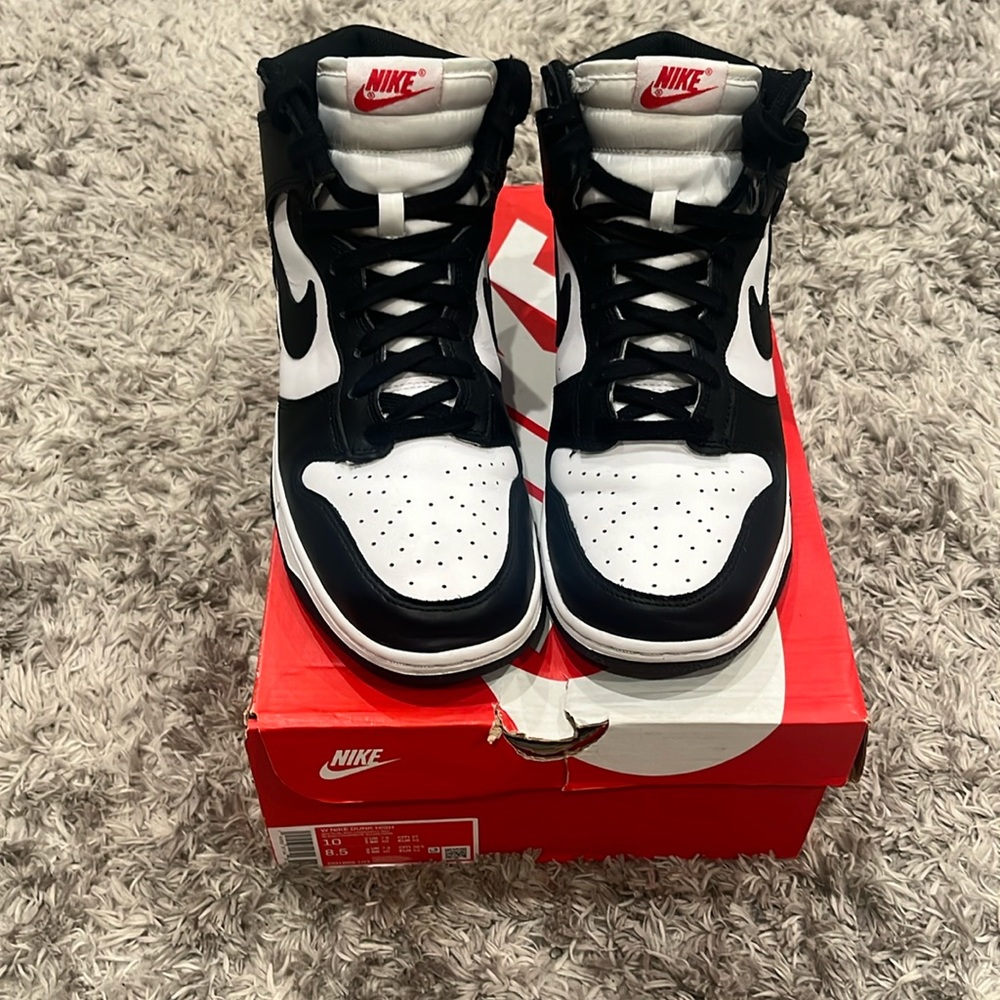 Women’s Nike Dunk High